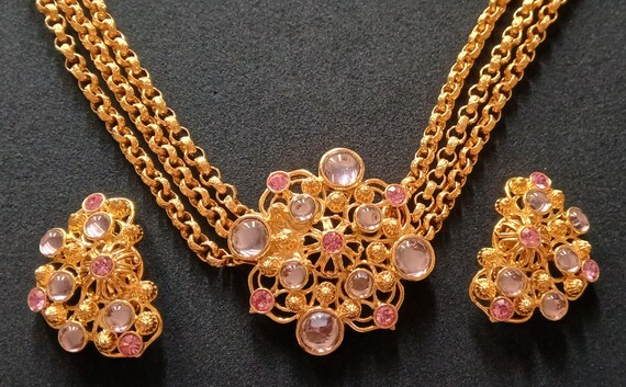 JOSE MARIA BARRERA for Avon Gold Tone Ornate Three Strands Rolo