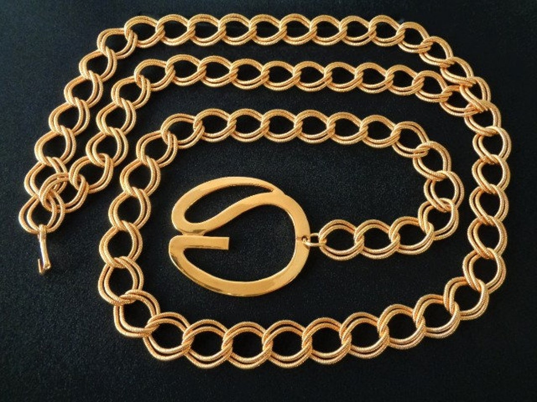 ST. JOHN Accessories Yellow Gold Tone Metal Double Oval Link  display picture 1