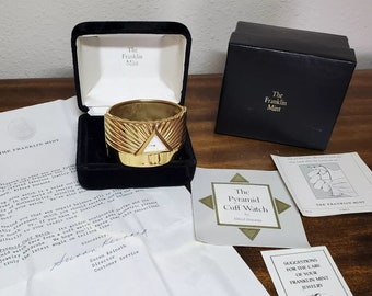1988 Franklin Mint by Alfred Durante Pyramid 22KT Yellow Gold