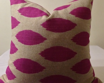 18x18 Premiere Print Fuchsia Indoor/Outdoor Decorative Throw Pillow Cover