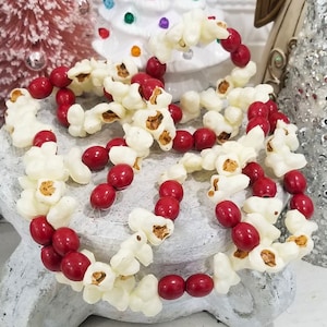Vintage Style Popcorn Christmas Tree Garland Beaded Retro