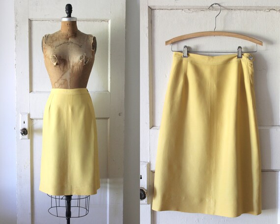 Vintage 1940s Gold Gabardine Skirt / 40s Warm Yell