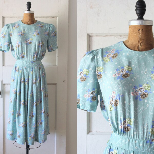 1980s KARIN STEVENS Floral Shirt Dress | medium