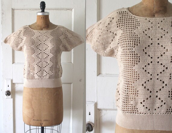 Vintage 1930s Beige Crochet Top / 30s Deco Crochet
