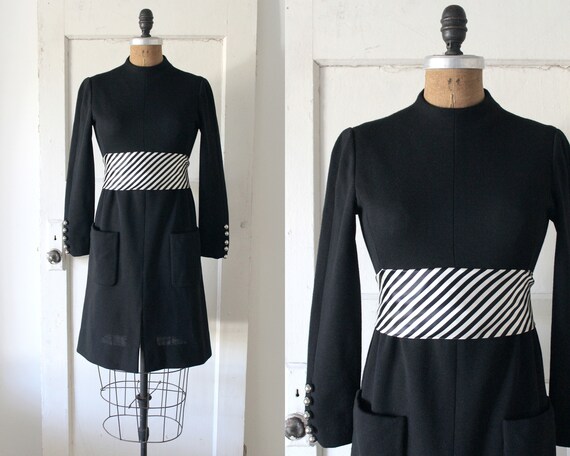 Vintage 1960s Mod Black Dress with Ribbon Belt / 6