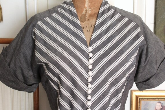 Vintage 1950s Grey & White Chevron Striped Dress … - image 4