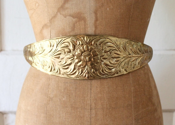 Vintage 1980s Hammered Brass Belt / 80s Indian Bra