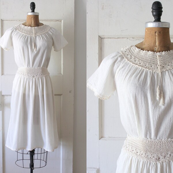 Vintage 1970s Cream Embroidered Blouse and Skirt Set