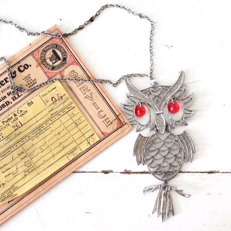 Vintage 1970s Owl Necklace / 70s Statement Necklace with Large Owl Pendant / Figural Owl Pendant