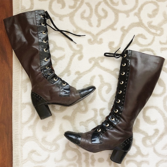 Vintage 1960s Brown & Black Leather Boots / 60s La