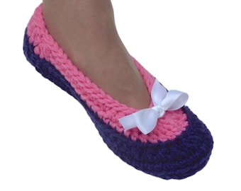 Womens Crochet Slipper Pattern, Easy House Shoe (PDF Pattern)