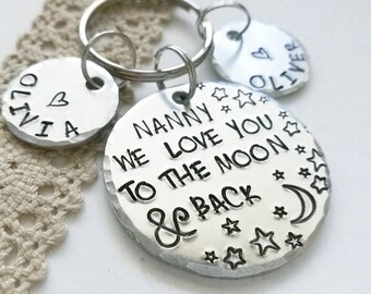 Personalised grandma keyring, 'We love you to the moon & back' Mothers day gift, Nanny gift, Gift for nana from children, gift, Valentines