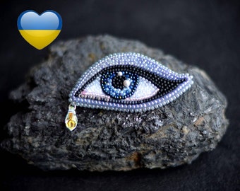 Evil eye beaded brooch Boho jewelry Teardrop Charm Brooch Evil eye jewelry bead embroidery pin brooch Gift for girlfriend Crying Eye Brooch