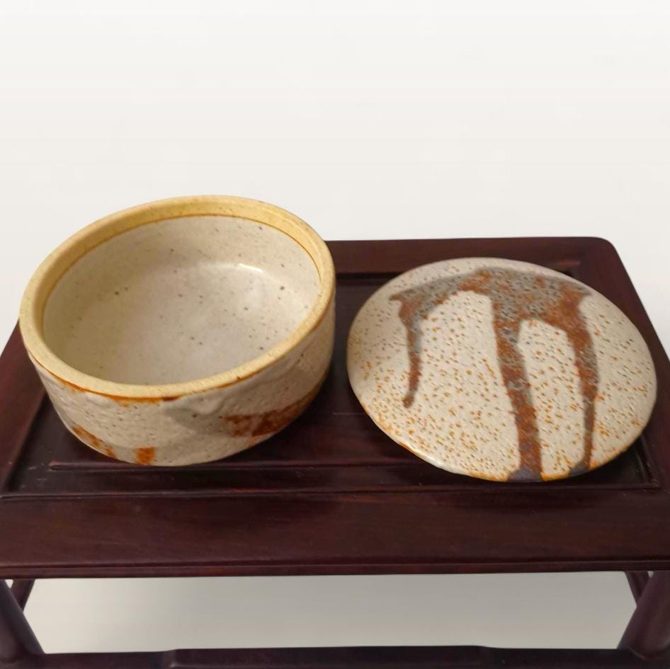 日本の志野焼の蓋付きボウル、コレクターズ陶器 - Etsy 日本