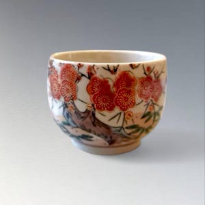 Japanese kutani tea cup, Yunomi, Japanese Pottery cup, SATSUMA teacup, tea cup collectible drink cup, sencha, gyokuro green tea cup