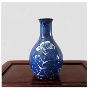Japanese sake bottle, japanese tokkuri,  japanese vintage ceramic tokkuri, nihonshu, blue flowers Painting Design Porcelain Ceramic
