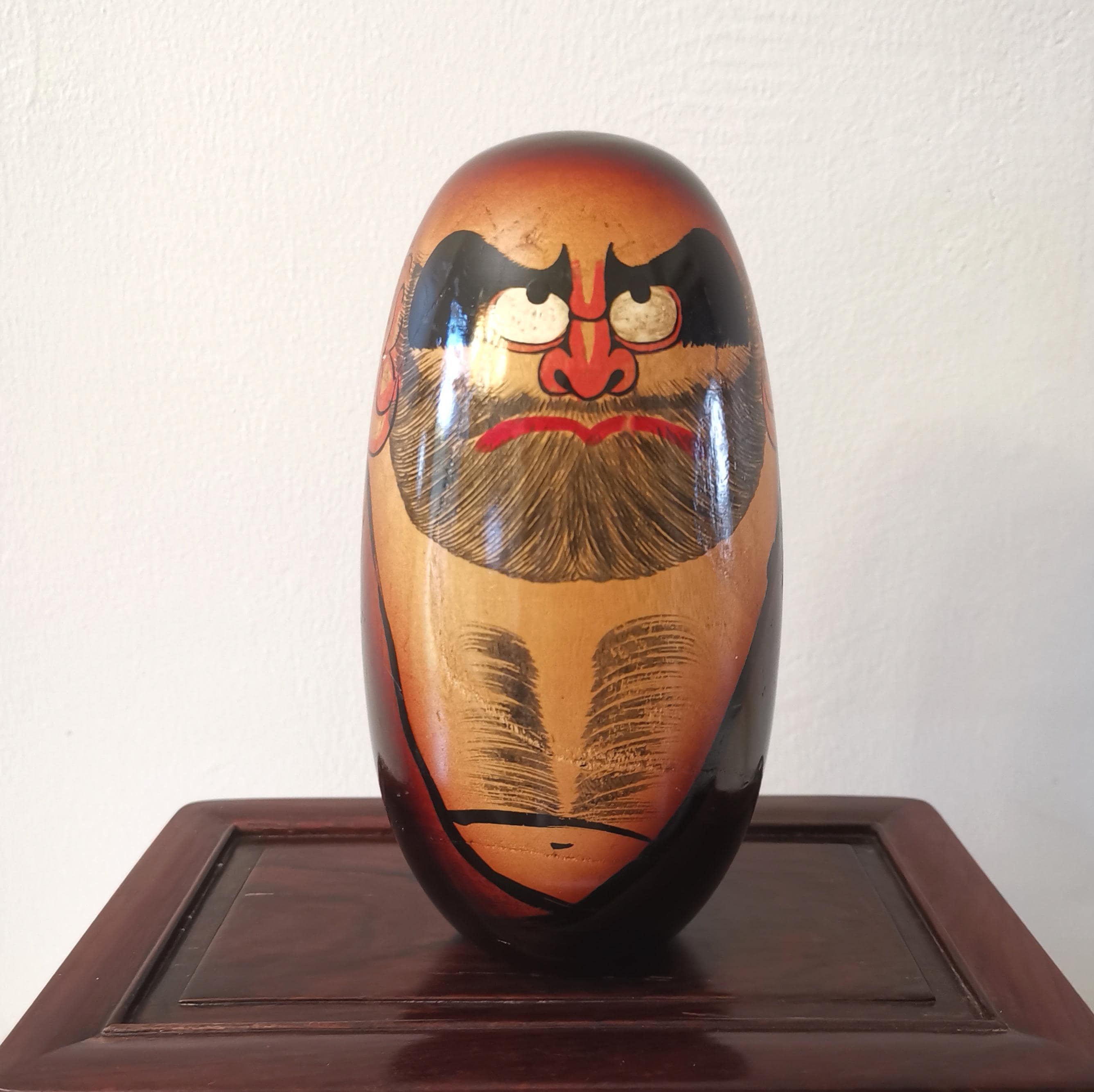 約30cm 置物 DARUMA木製彫刻 一位一刀彫 MUKU工房 | オブジェ 木製 伝統工芸品 頭巾だるま 鈴木彫刻 工芸品