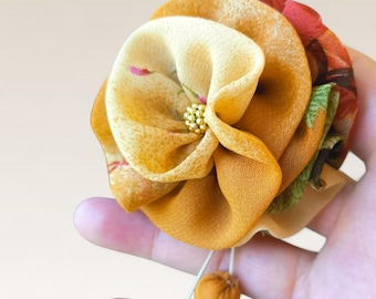 Handmade Japanese Fabric Flower Brooch | Kanzashi Kimono Pin