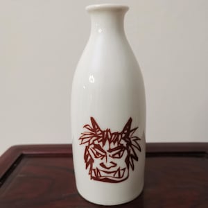 Japanese sake bottle, japanese tokkuri,  japanese vintage ceramic tokkuri, nihonshu,  Kutani yaki