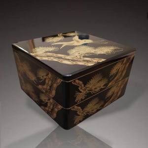 Japanese Lacquer Maki-e jubako Box, hand painted pine bamboo Gold black red Lacquer bento Box, tradition Japanese vintage, Japonisme art