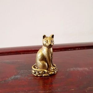 miniature cat 2.8cm H, mini, cat, miniature golden cat, collectible cat, cat Figurine, animal collectible cat Miniature