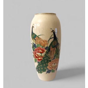 Vase tall Kutani Ware Flower Bird peacock Design, Satsuma vase, Japan, Japan vase, vintage vasel, collectible vase, hand painted, home decor