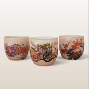 Three Japanese sake cup, oriental collectible drink cup, Japanese handpainted kutani small cup, short glass, sake cup, ochoko Lot