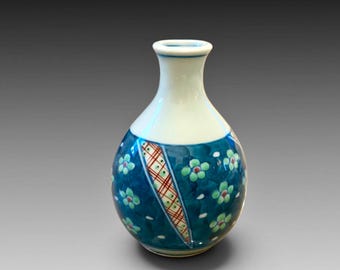 有田焼 青磁花瓶 香山窯 手彫花器 - Etsy 日本