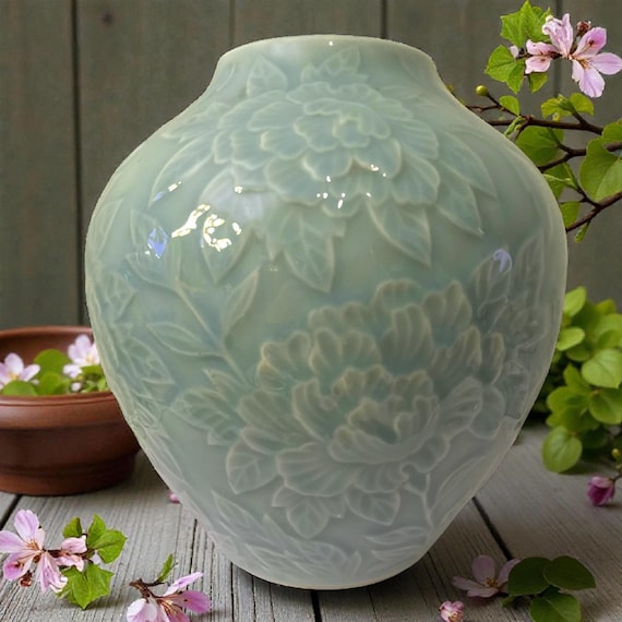 有田焼 青磁花瓶 香山窯 手彫花器 - Etsy 日本