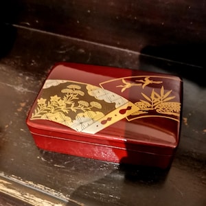 SALE 30%OFF Jubako Japanese Vintage Lacquerware Box, Traditional hand made Lacquerware, vintage lacquer box,  gift for woman