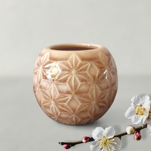 Ceramic small Vase Geometric Design, Komon Tonoko, Japanese pottery