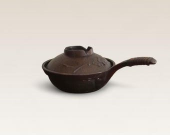 Vintage Nambu Tekki gietijzeren pan: Japans ijzerwaren, klein 10 cm