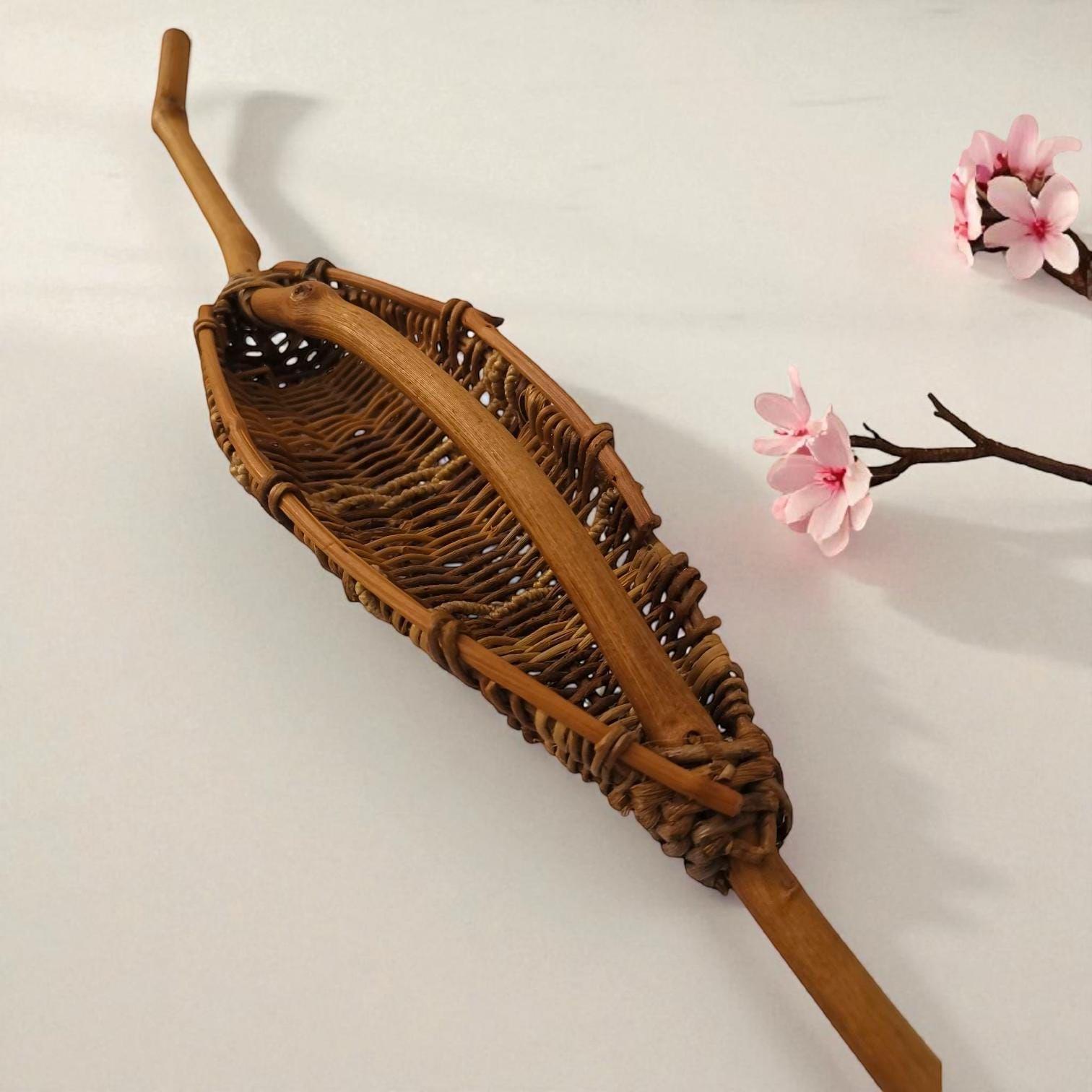 籐の手織りフラワーバスケット | フラワーバスケットハネレの花瓶