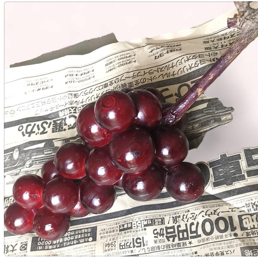 ヴィンテージ 不透明パープル ルーサイト グレープクラスター、ミッド