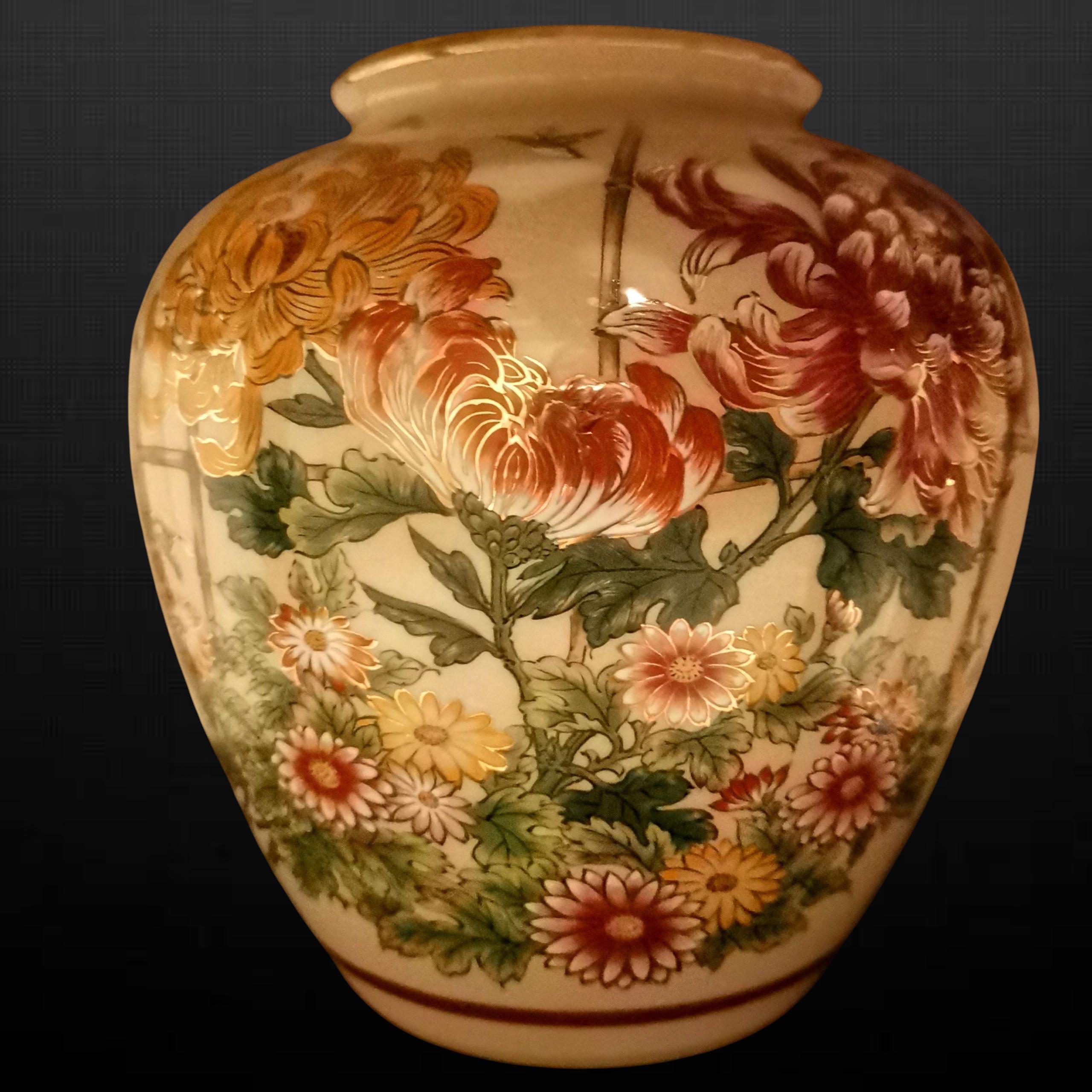 ヴィンテージ九谷焼花瓶：手描き菊、日本製磁器 - Etsy 日本