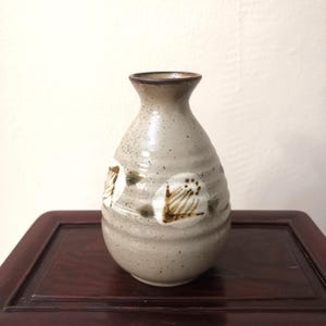 Japanese sake bottle, japanese tokkuri,  japanese vintage ceramic tokkuri, nihonshu, hand Paint Design Porcelain Ceramic