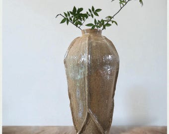 柴岡一美作 備前焼花瓶 ― 銘木箱入り 高さ17.1cm 陶芸作品 - Etsy 日本