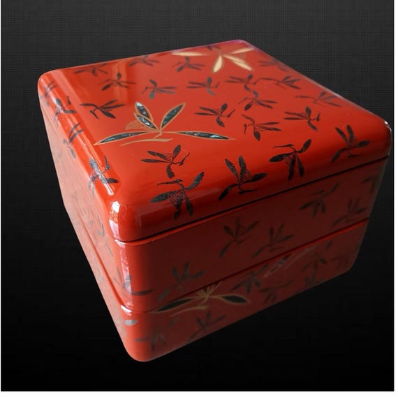 Antique Japanese Maki-e Jubako Box, Urushi Lacquer Abalone Inlay
