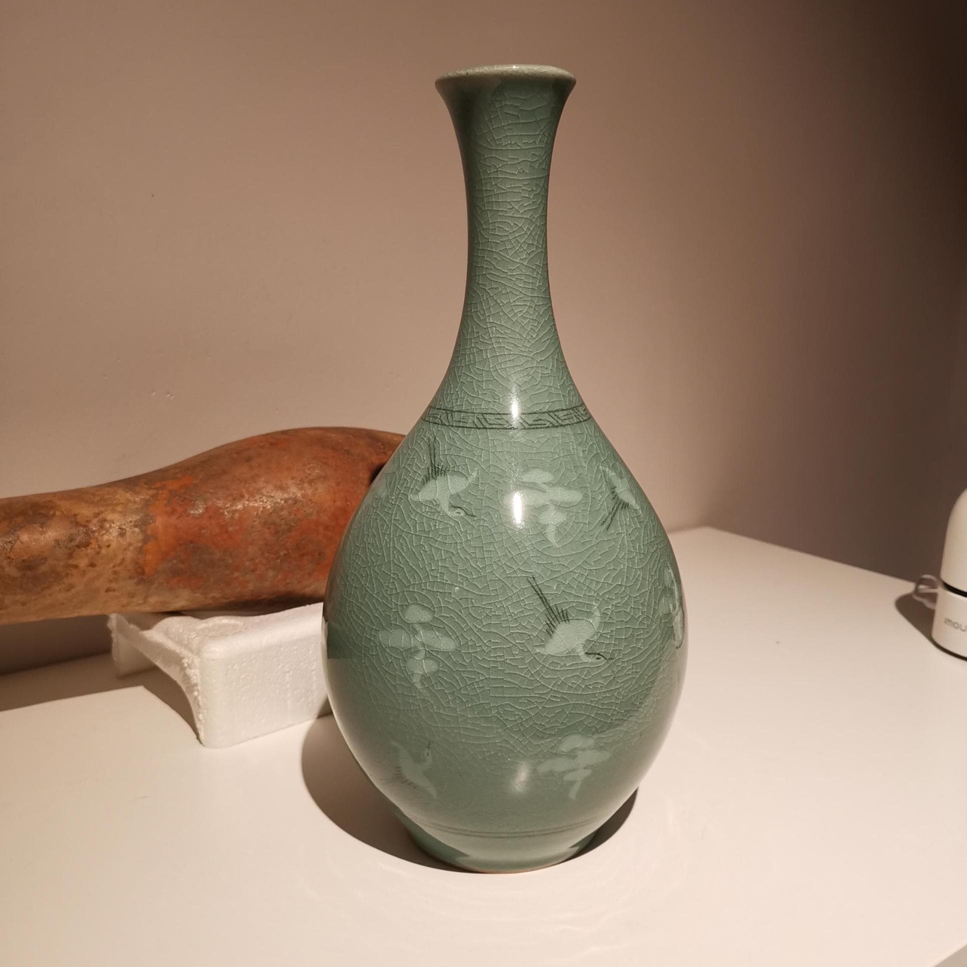 高麗青磁花瓶、東洋鶴陶器、署名入り - Etsy 日本