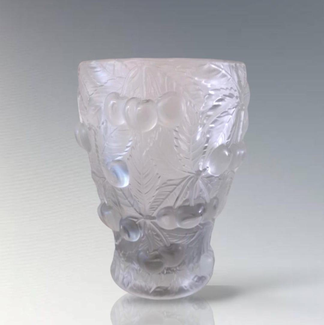 レアな1930年代製、チェリーのアンティーク花瓶　フロストガラス レアな1930年代製、チェリーのアンティーク花瓶 フロストガラス