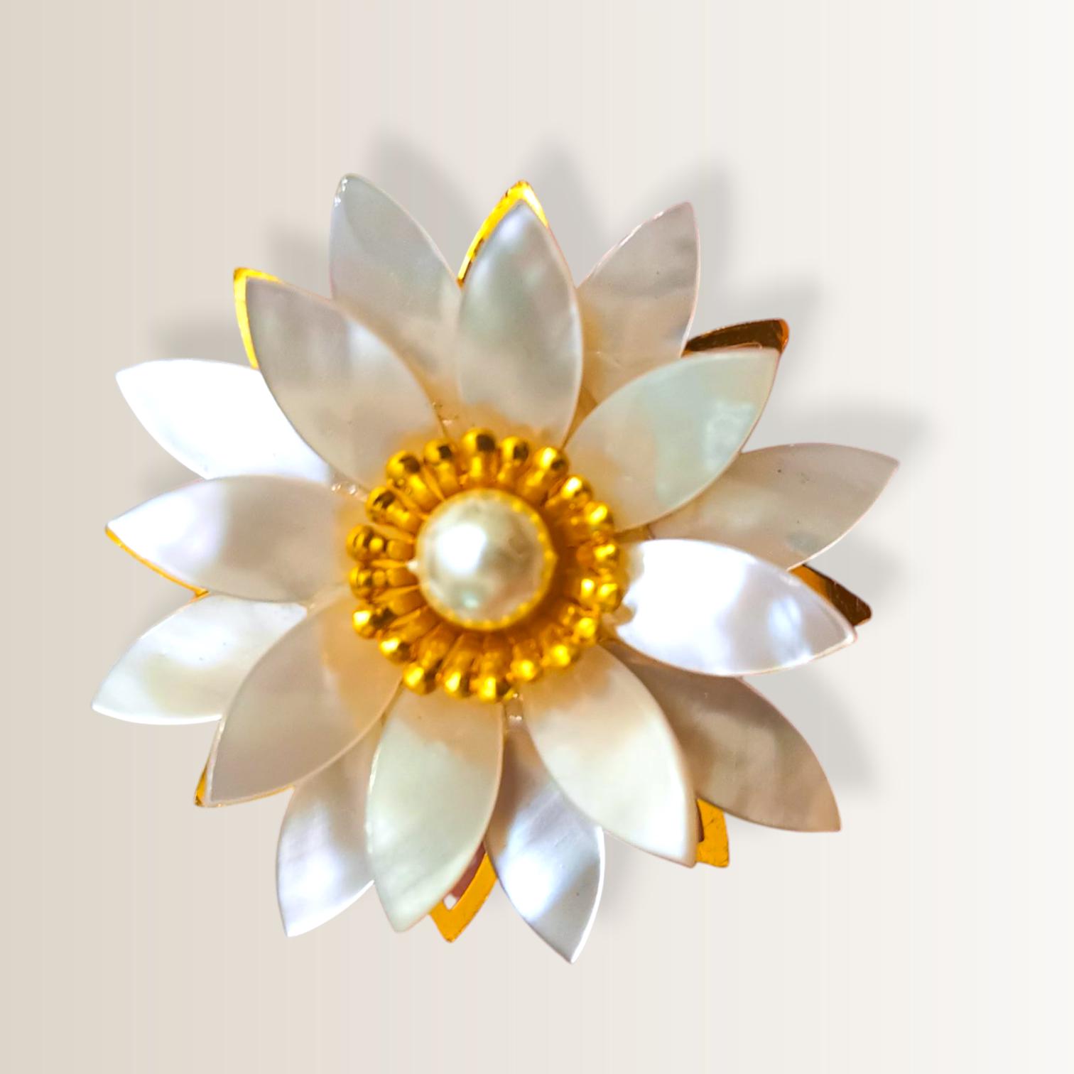 Vintage Japanese Mother of Pearl Flower Brooch, Lotus Design - Etsy