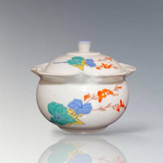 有田焼 蓋付き磁器ボウル：日本のコレクターズ食器 - Etsy 日本