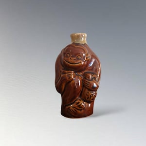 Vintage brown monkey Ceramic sake bottle, Tokkuri,  Japanese vintage ceramic tokkuri, nihonshu, Porcelain Ceramic, monkey,home decor