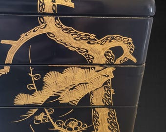 Antique Japanese Maki-e Jubako Box: Lacquered Bento Box With Pine