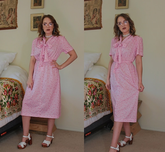vintage 1970s pink floral secretary dress
