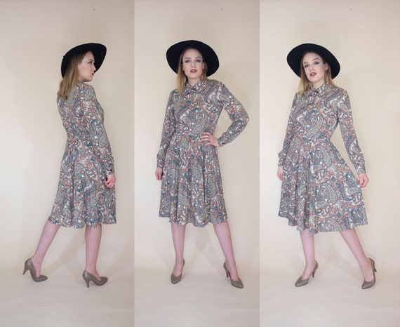 vintage 1960s paisley pleated keyhole neckline dre