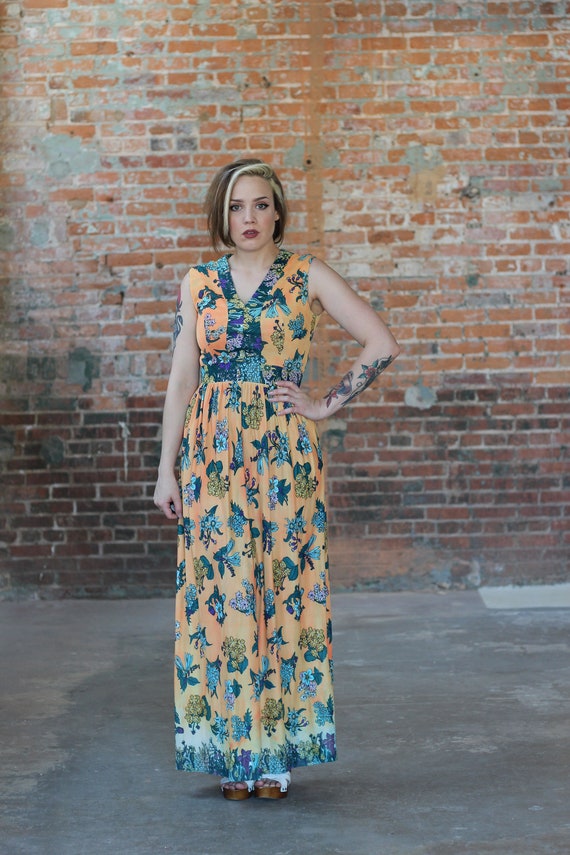 1970s orange floral sleeveless maxi dress - image 5