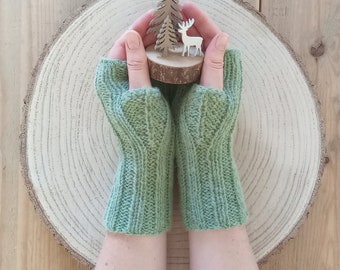 Knitted light green fingerless womens gloves, handwarmers, armwarmers, mittens, cotton, merino wool, sustainable, mitts, winter accessoires