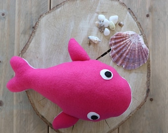 Pink whale softie - jouet en peluche en polaire, oreiller de baleine, vie marine, poisson, mammifère marin, peluche de baleine, animal en peluche