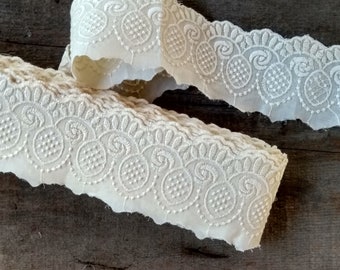 Cotton ecru undyed embroidered eyelet edging lace trim, Broderie Anglaise Trim, cotton lace trim